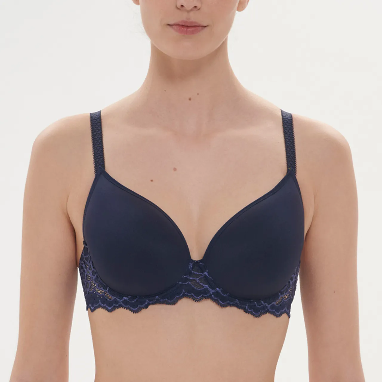 Caresse 3D Plunge Bra in Ink Blue