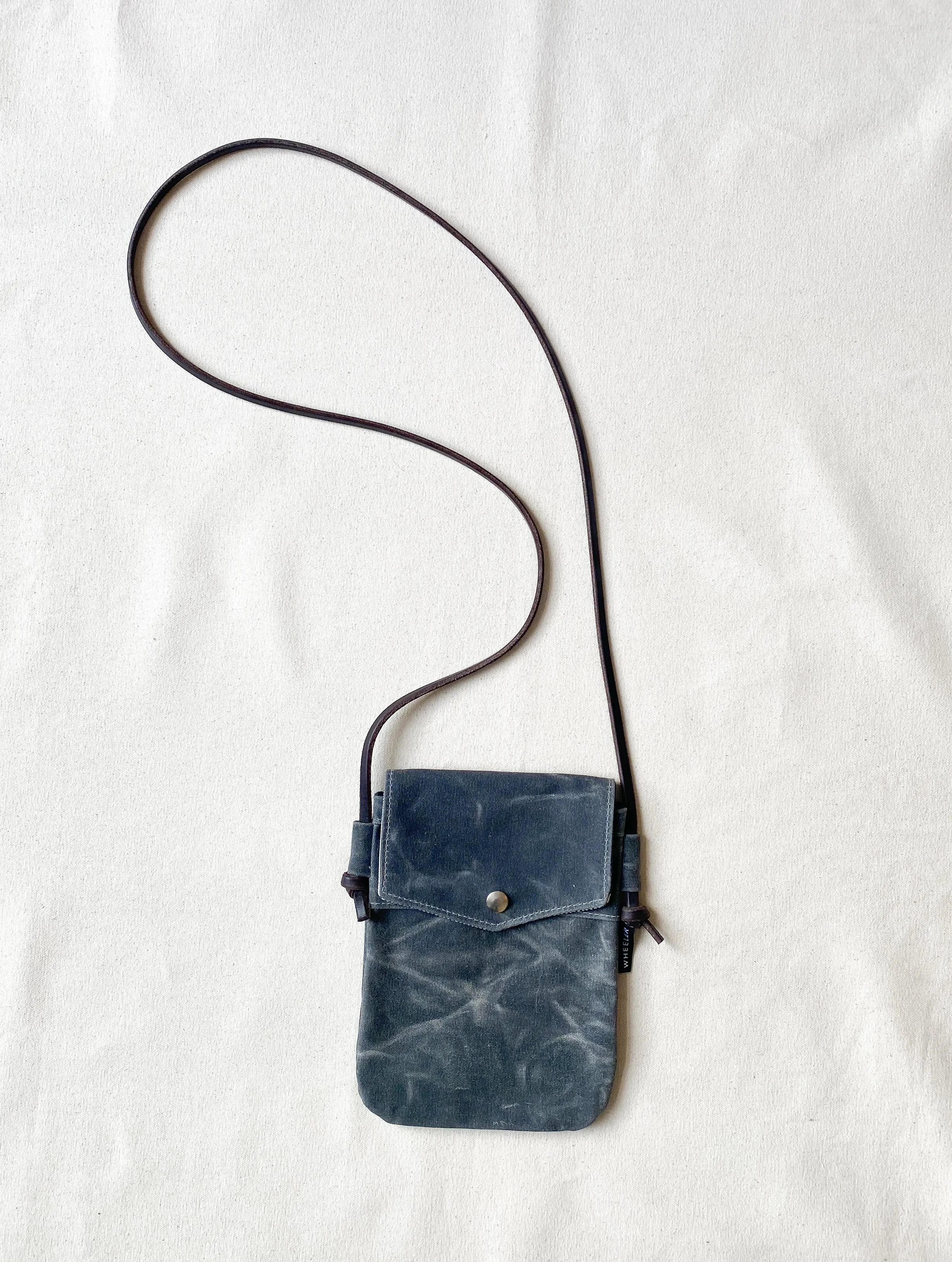 Simple Crossbody